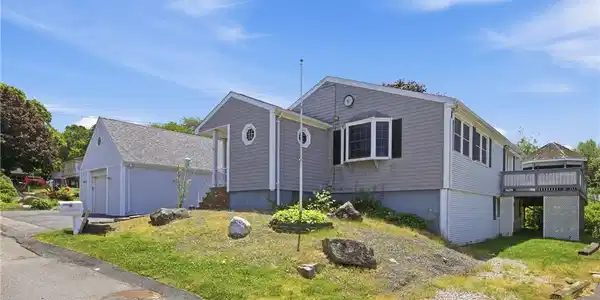 201 Randolph Avenue