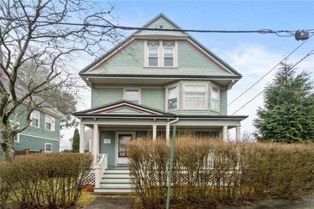 11 Hope Street