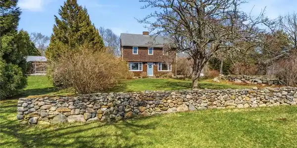 111 King Tom Drive