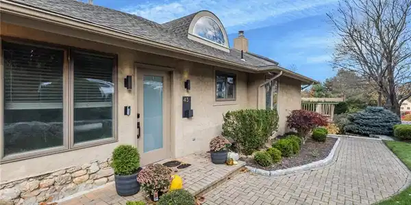 43 Highland Avenue