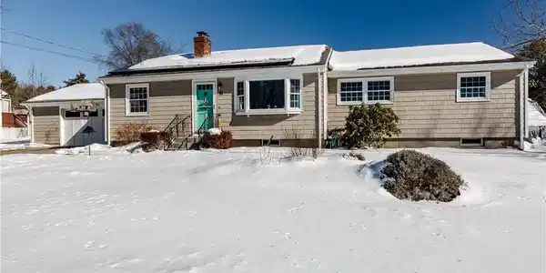 10 Smithfield Drive