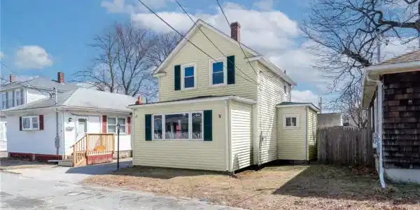 28 Fulton Street