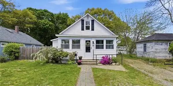 37 Elisha Street