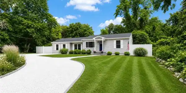 48 Foddering Farm Road