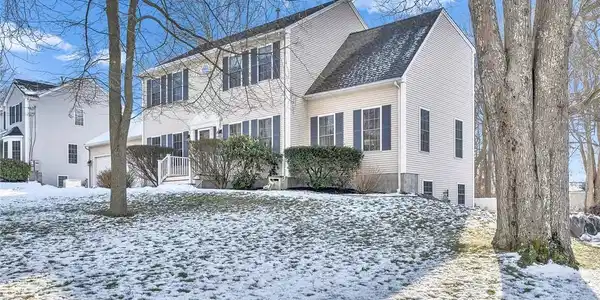 30 Crest Avenue