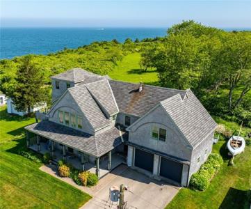 7 Clarkes Village Road
