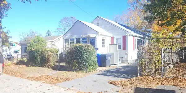 5 Booth Avenue