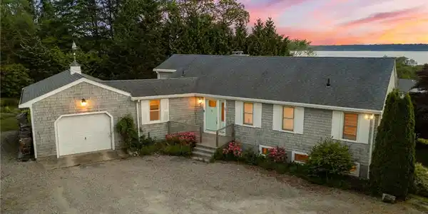 55 West Main Road