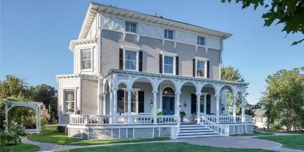 1 Ichabod Lane