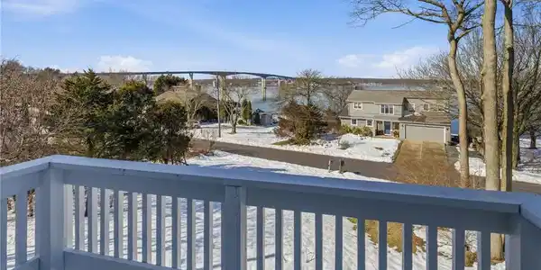 174 Seaside Drive