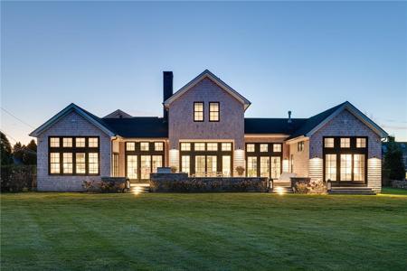 424 Third Beach Road