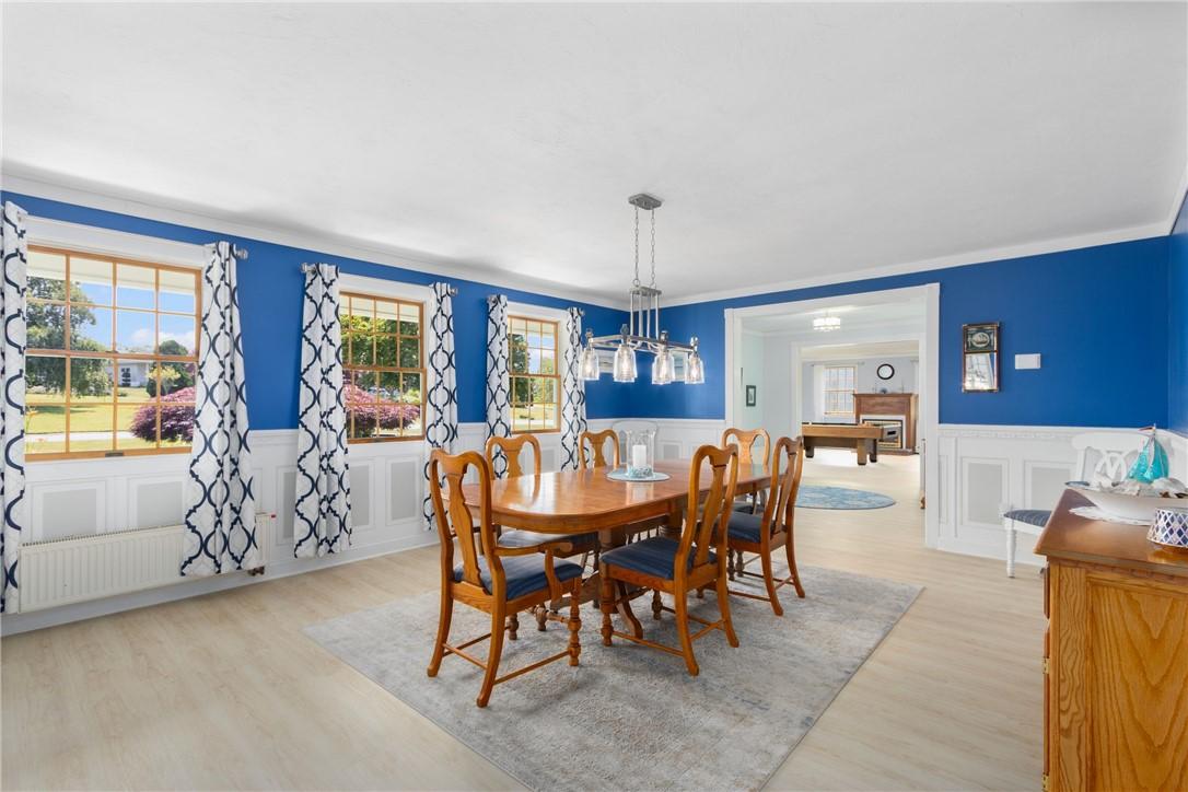 Image 3: Dining Room