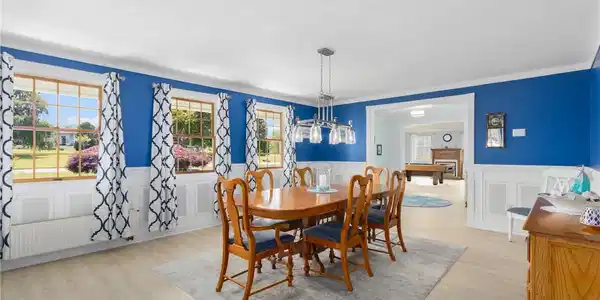 Image 3: Dining Room