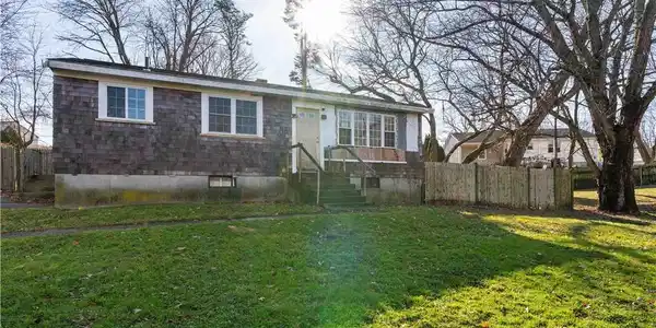105 Borden Road