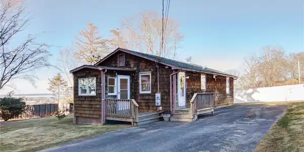 35 Corys Court