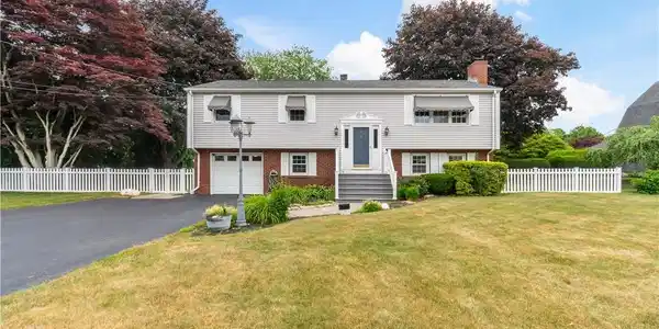 28 Eveready Avenue