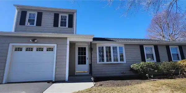 3 Lee Drive
