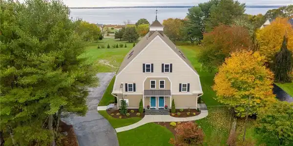 28 Lighthouse Lane