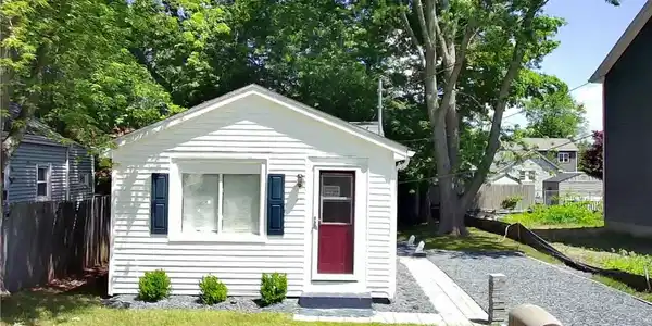 69 Kenway Avenue