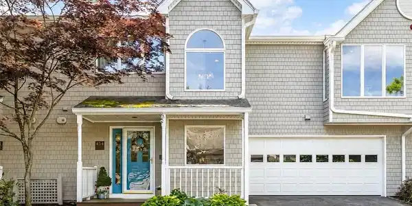 454 Paddock Lane