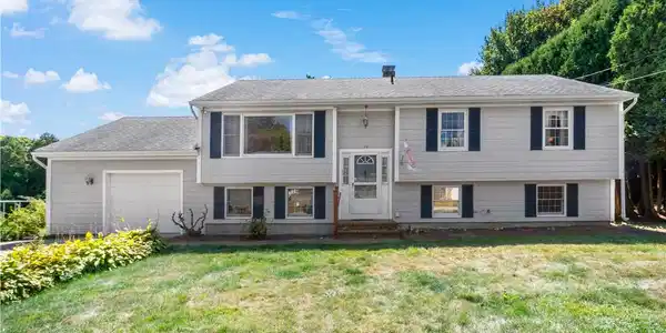 42 Homeland Avenue