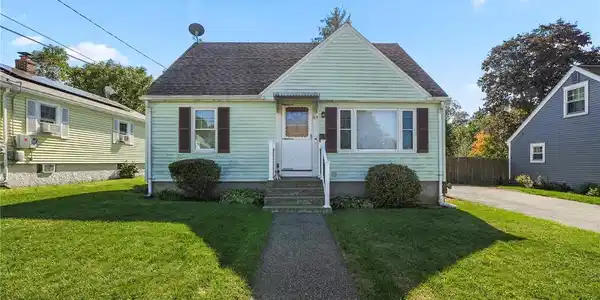 87 Vincent Avenue
