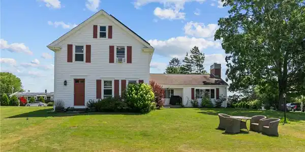20 Borden Farm Road