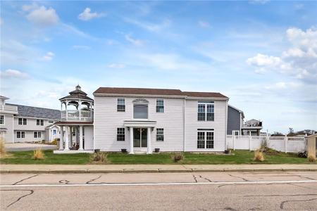 1122 Point Judith Road