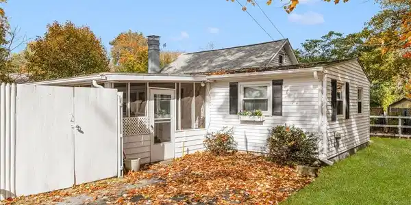 375 Namquid Drive