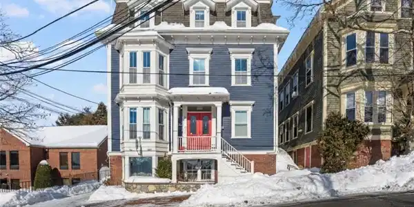 38 Transit Street