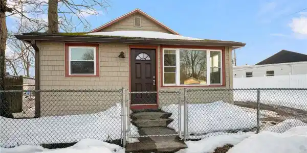 17 Ardway Avenue