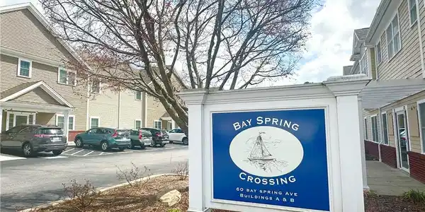 60 Bay Spring Avenue