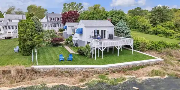 376 Parkside Drive