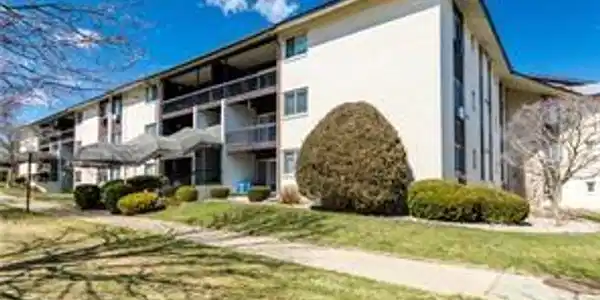 400 Narragansett Parkway