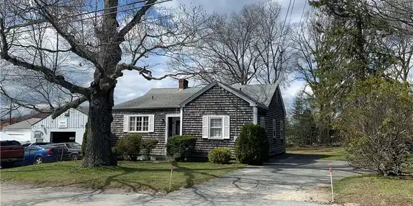 4 Harris Avenue