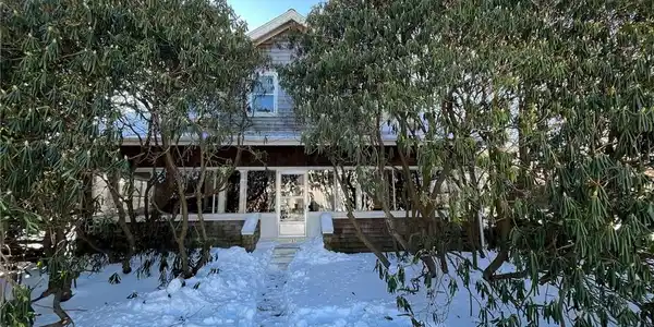 127 Longfellow Road