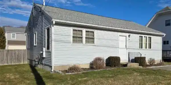 39 Elizabeth Road