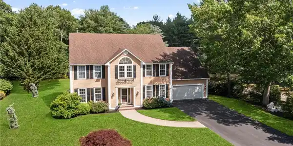 1 Mallard Cove Way