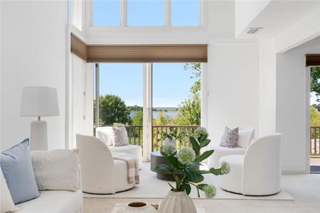 30 Seabreeze Lane