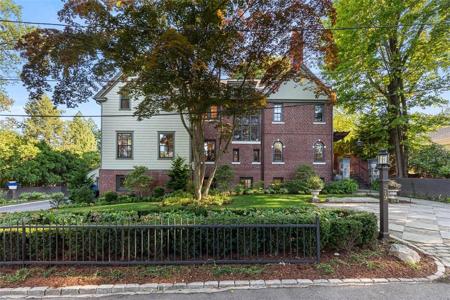 79 Clarendon Avenue