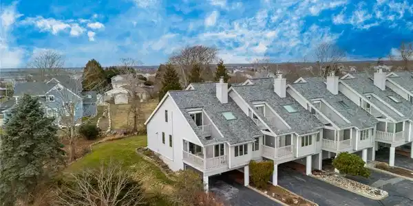 1125 Point Judith Road