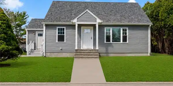 6 Monast Street