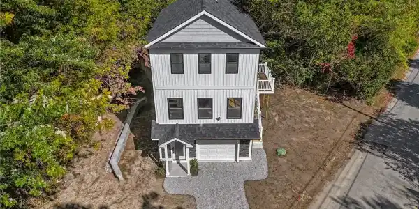 135 Old Mill Boulevard