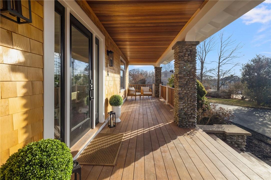 Image 4: Front porch