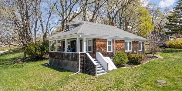 60 Riverview Avenue