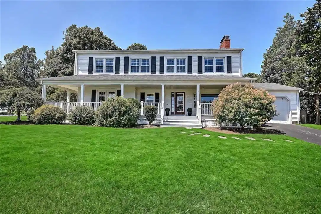 Image 1: Hopeworth Estates Colonial