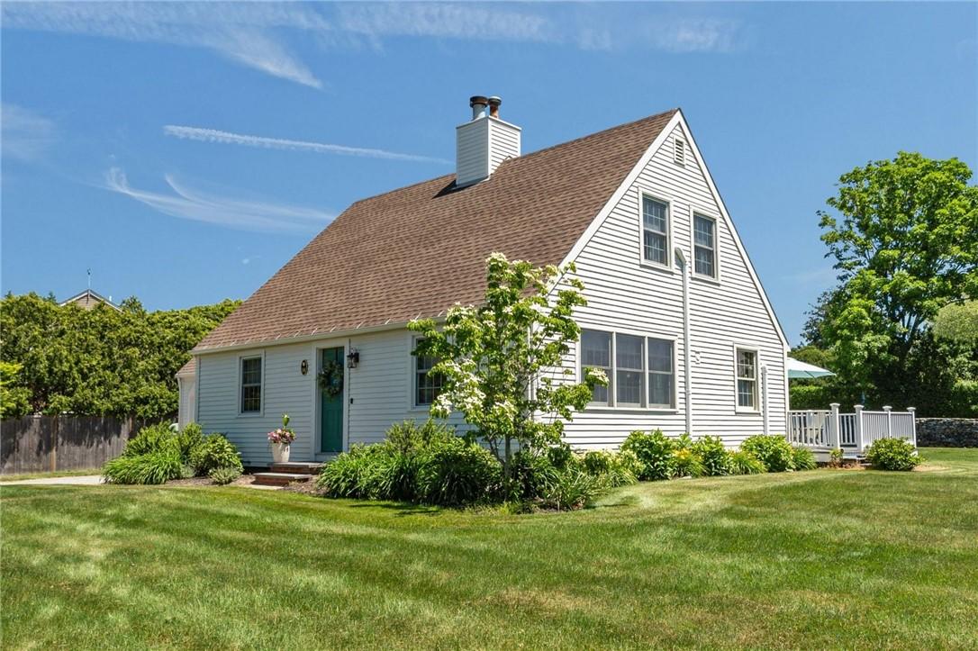 Image 4: Front of Home
