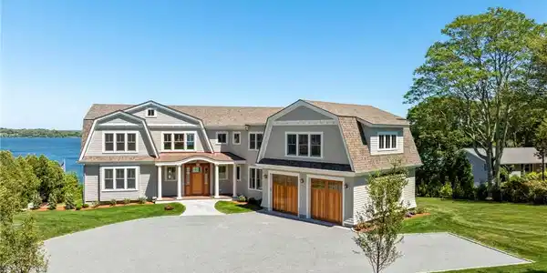 19 Searidge Drive