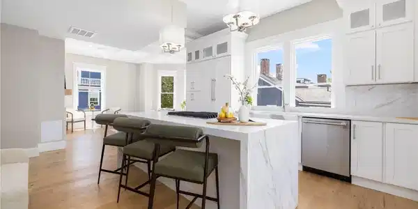Image 2: kitchen/living great room