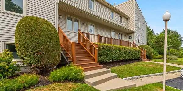 660 Point Judith Road